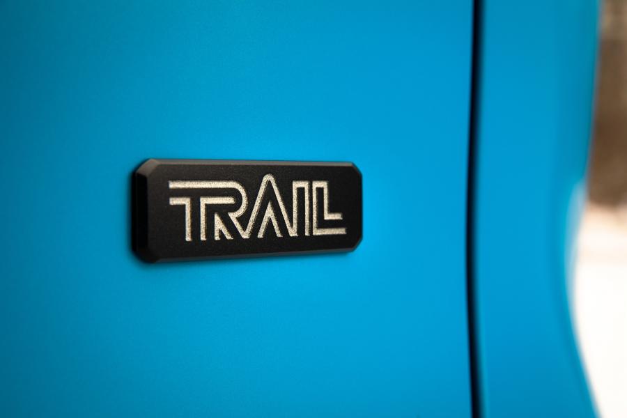 Логотип Toyota RAV4 Trail 2018 года  (CA) (фото 8 из 13)